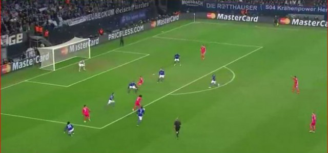 Marcelos Treffer zum 2:0 gegen Schalke 04