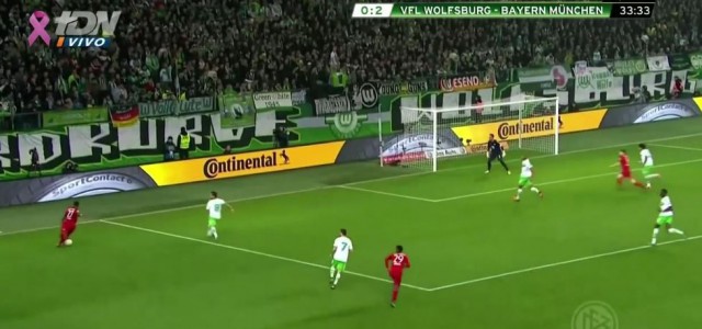 Alabas zweiter Assist für Thomas Müller gegen Wolfsburg (3:0)