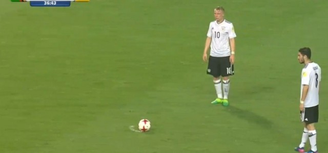 Traumfreistoß von Philipp Ochs gegen Sambia (U20-WM)