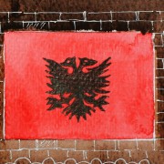 Hochsicherheitsspiel deluxe: Was erwartet uns heute Abend bei Albanien vs. Serbien?