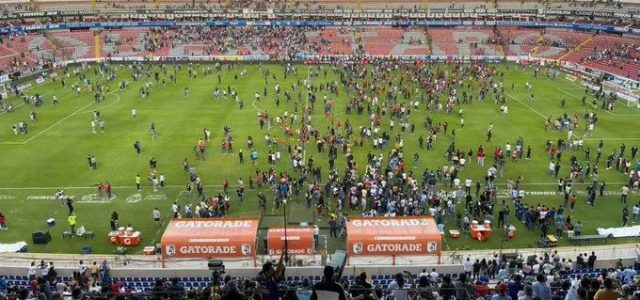 Katastrophe in Mexiko: Mindestens 17 Tote bei Derby-Ausschreitungen
