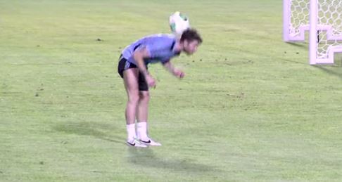 Sergio Ramos zeigt beim Training seine Technik