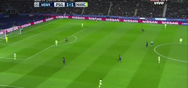 Horror-Fehler von Fernando ermöglicht Ibrahimovic das 1:1 für PSG gegen Man. City