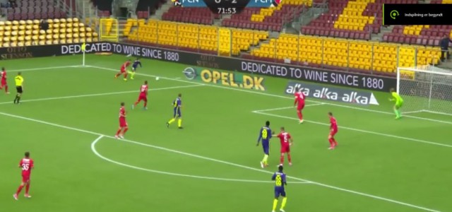 Unglaublicher Schiri-Fehler vor dem 3:0 von Midtjylland bei Nordsjaelland