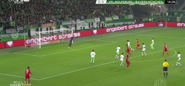 Douglas Costas Traumtor gegen Wolfsburg